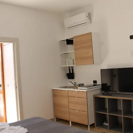 San Leone Home 公寓 圣莱昂
